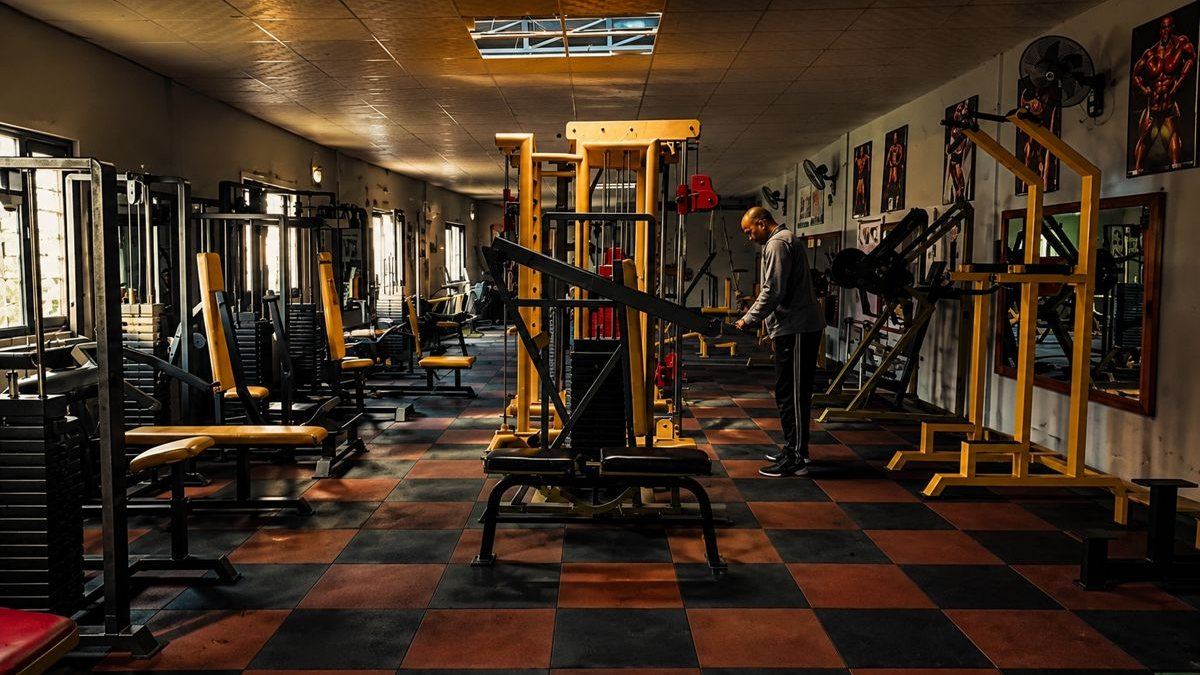 Training floor at the Bulls Gym Nayabazar branch